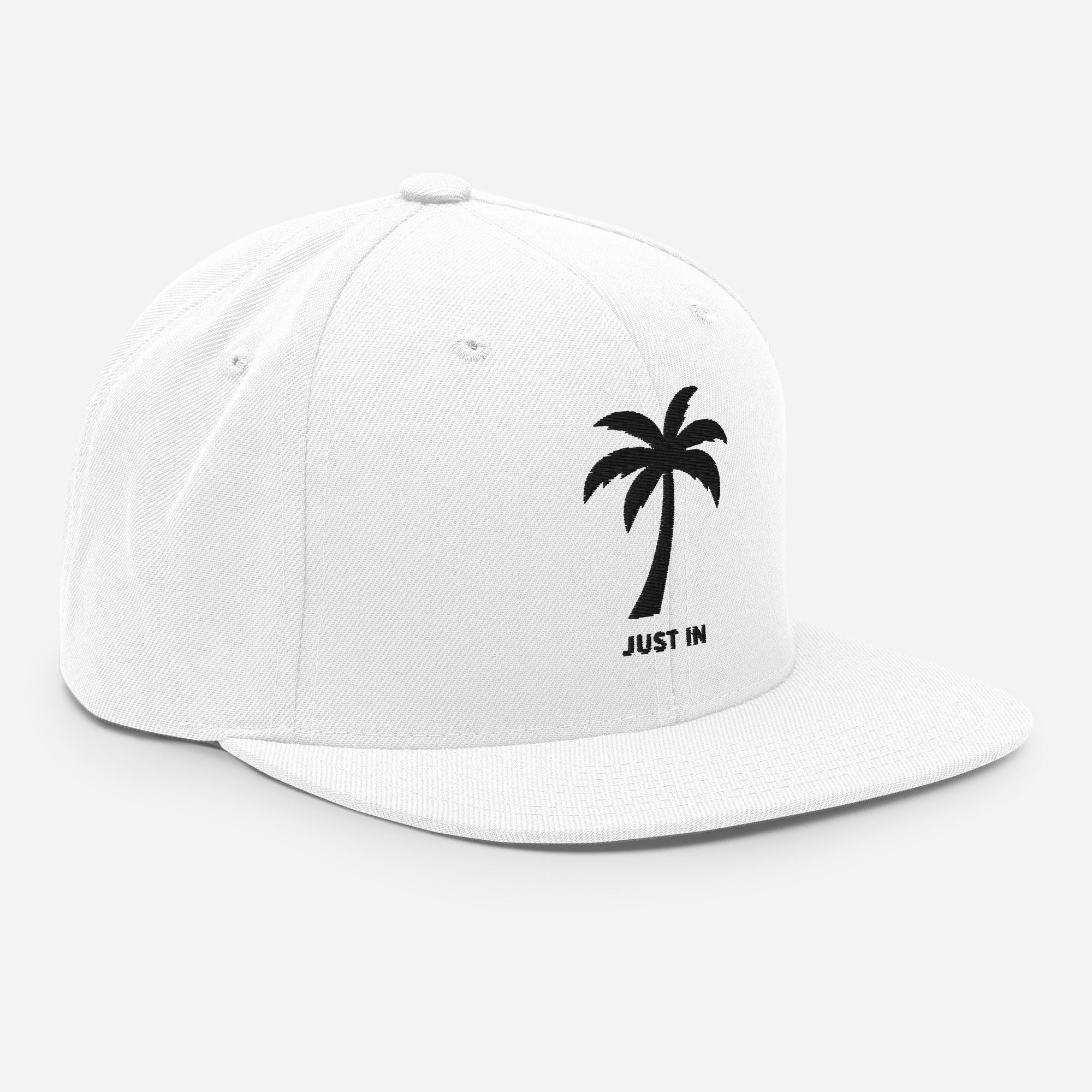 Streetwear Basecap JSTN seitliche Ansicht