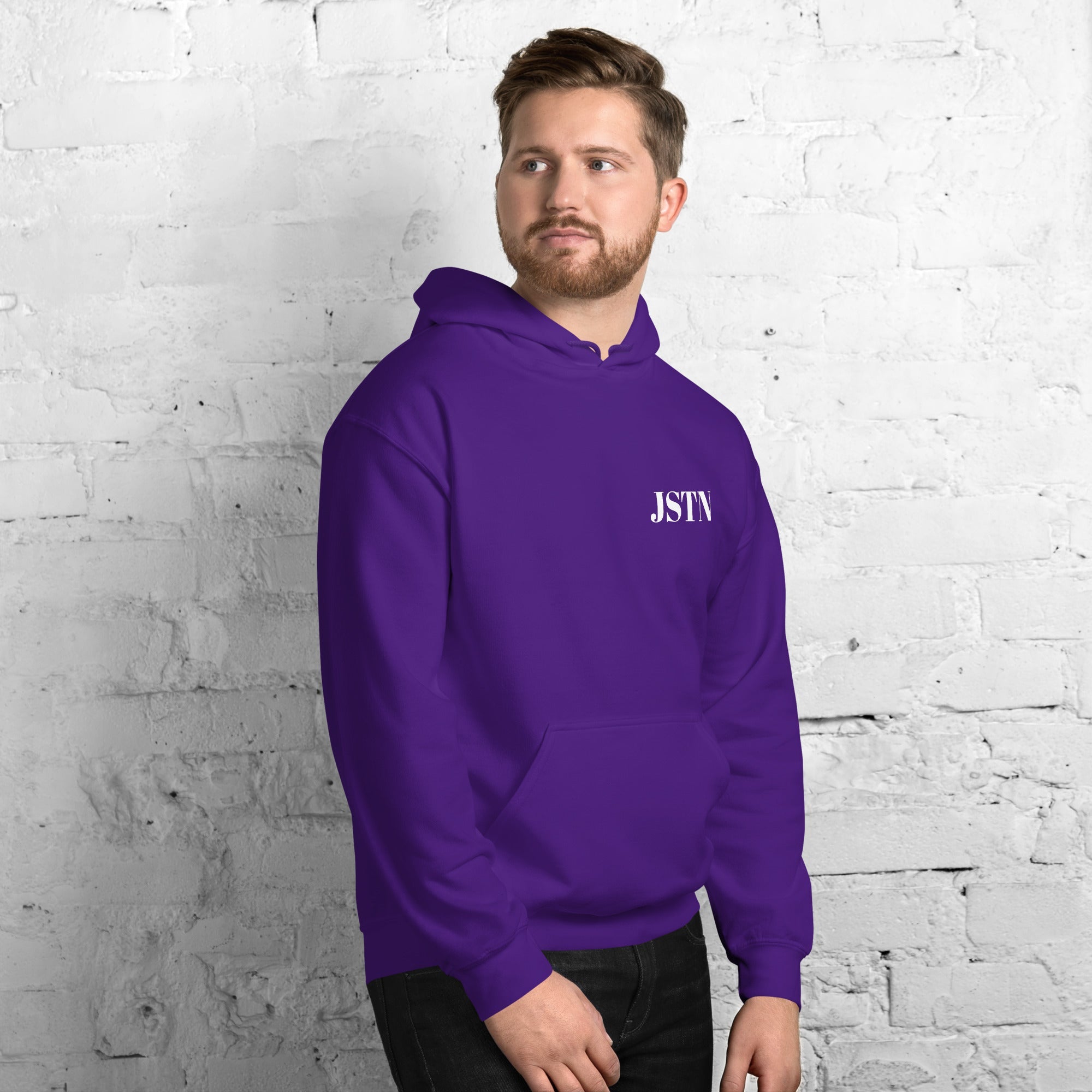 JSTN Hoodie lila – Nahaufnahme Stoffqualität Baumwolle Polyester